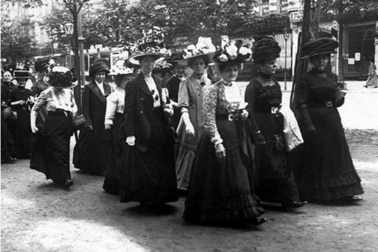 Am 12. November 2018 jährte sich die Einführung des Frauenwahlrechts zum 100. Mal ©Picture Alliance/ Ullstein Bild Am 12. November 2018 jährte sich die Einführung des Frauenwahlrechts zum 100. Mal ©Picture Alliance/ Ullstein Bild