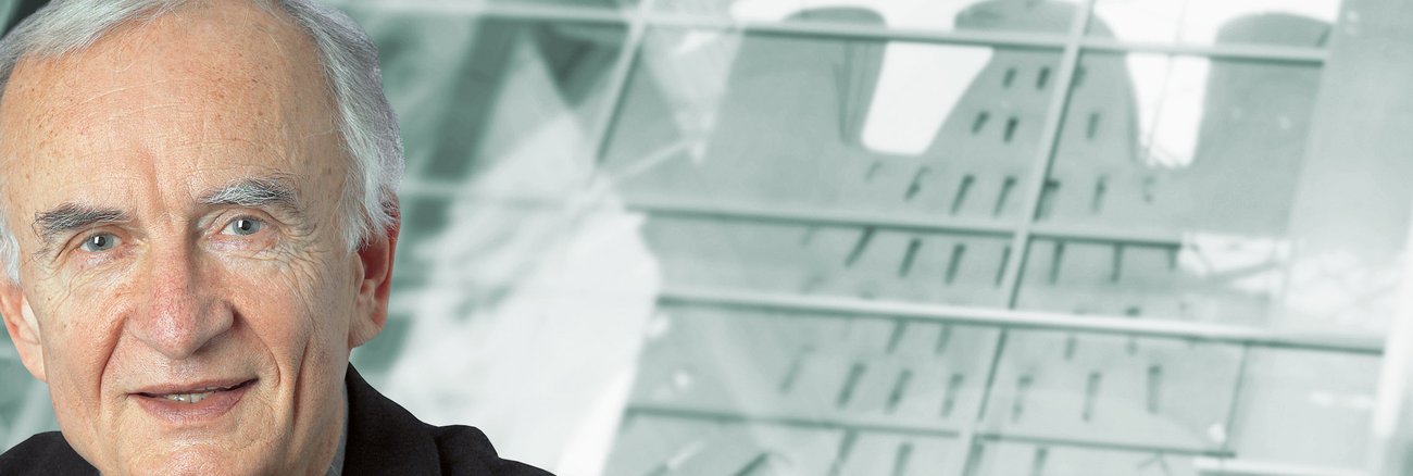 Seitenkopf Norman Paech 01