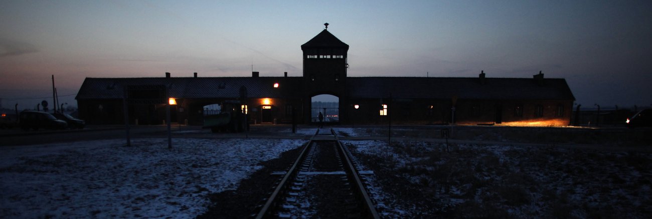 Das Torhaus des ehemaligen Konzentrationslagers Auschwitz-Birkenau © REUTERS/Kacper Pempel