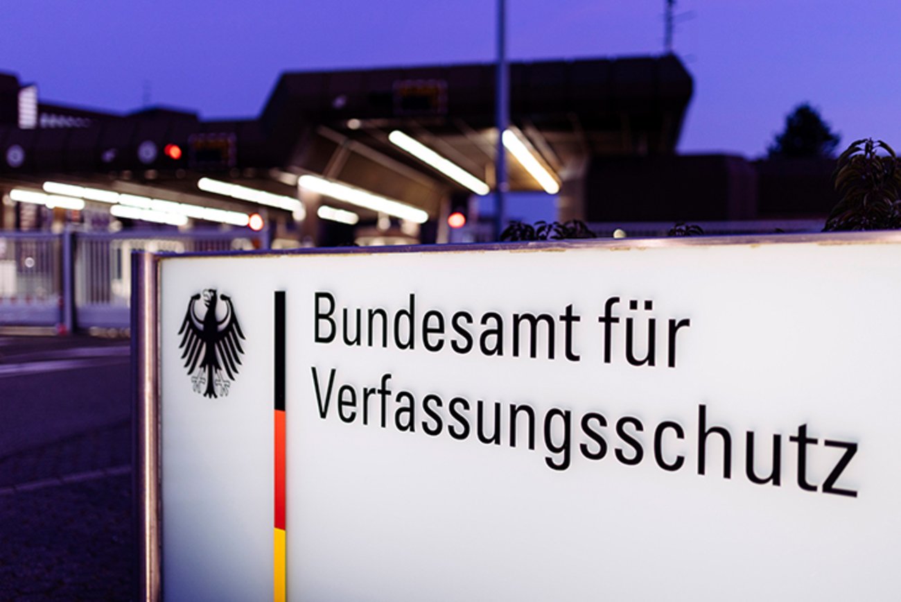 Das Bundesamt für Verfassungsschutz (BfV) in Chorweiler. | Foto: © picture alliance / Geisler-Fotopress Das Bundesamt für Verfassungsschutz (BfV) in Chorweiler. | Foto: © picture alliance / Geisler-Fotopress
