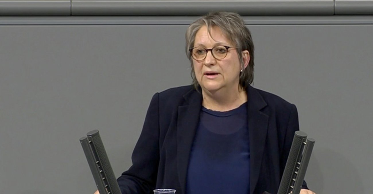 Cornelia Möhring am Rednerpult
