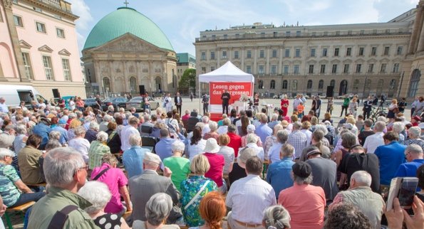 Lesen gegen das Vergessen Lesen gegen das Vergessen