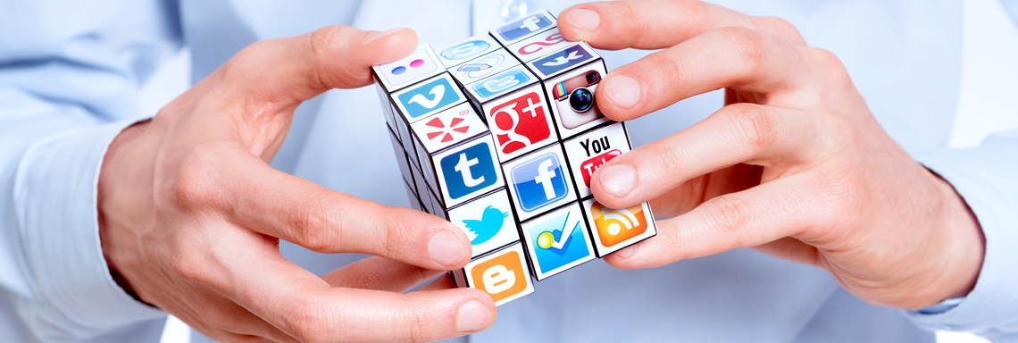 Drehwürfel mit Social Media Icons ©iStockphoto.com/Anatoliy Babiy Drehwürfel mit Social Media Icons ©iStockphoto.com/Anatoliy Babiy