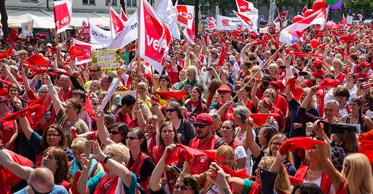 Teilnehmende einer Gewerkschaftsdemonstration Teilnehmende einer Gewerkschaftsdemonstration | Foto: Flickr.com/Jonas Priester