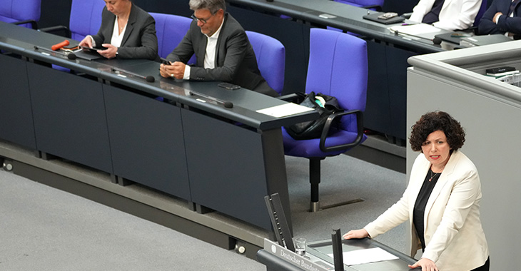 Amira Mohamed Ali spricht im Plenum Amira Mohamed Ali spricht im Plenum