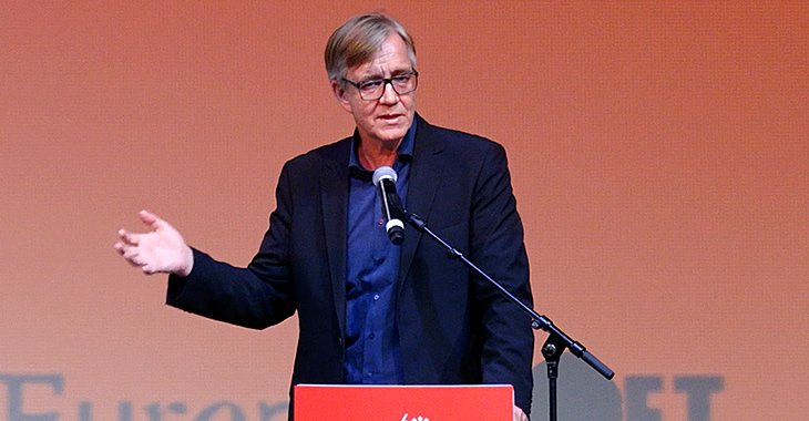 Dietmar Bartsch spricht am 15. Januar 2017 im Berliner Kino Kosmos beim gemeinsamen Jahresauftakt von Europäischer Linken und der Fraktion DIE LINKE. im Bundestag