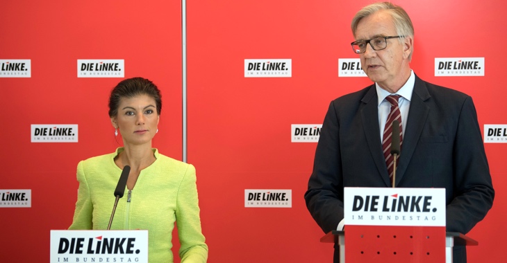 Sahra Wagenknecht und Dietmar Bartsch beim gemeinsamen Pressestatement am vor der Fraktionssitzung © Soeren Stache/dpa Sahra Wagenknecht und Dietmar Bartsch beim gemeinsamen Pressestatement am vor der Fraktionssitzung © Soeren Stache/dpa