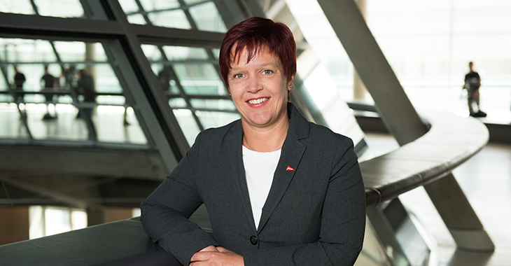Portrait Susanne Ferschl | Foto: © Uwe Steinert Portrait Susanne Ferschl | Foto: © Uwe Steinert