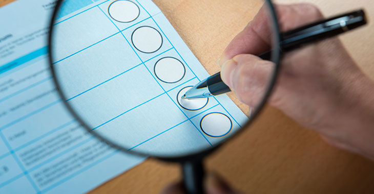 Wahlbogen zur Europawahl © istockphoto.com / no_limit_pictures Wahlbogen zur Europawahl