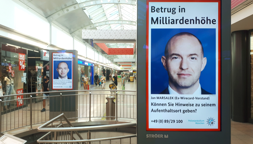 Fahndungsplakate nach dem flüchtigen Wirecard-Manager Jan Marsalek © ddp Fahndungsplakate nach dem flüchtigen Wirecard-Manager Jan Marsalek © ddp