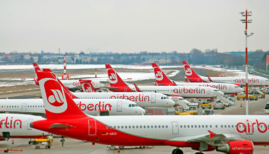 Am Boden: Flugzeuge von Air Berlin ©istockphoto.com/AlxeyPnferov Am Boden: Flugzeuge von Air Berlin