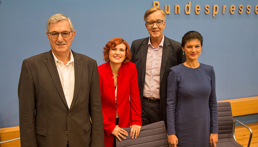 Bundespressekonferenz: Bernd Riexinger, Katja Kipping, Dietmar Bartsch und Sahra Wagenknecht Bundespressekonferenz: Bernd Riexinger, Katja Kipping, Dietmar Bartsch und Sahra Wagenknecht